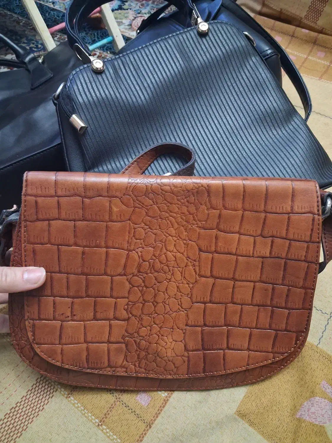 کیف خارجی|کیف، کفش، کمربند|رشت, تازه آباد|دیوار