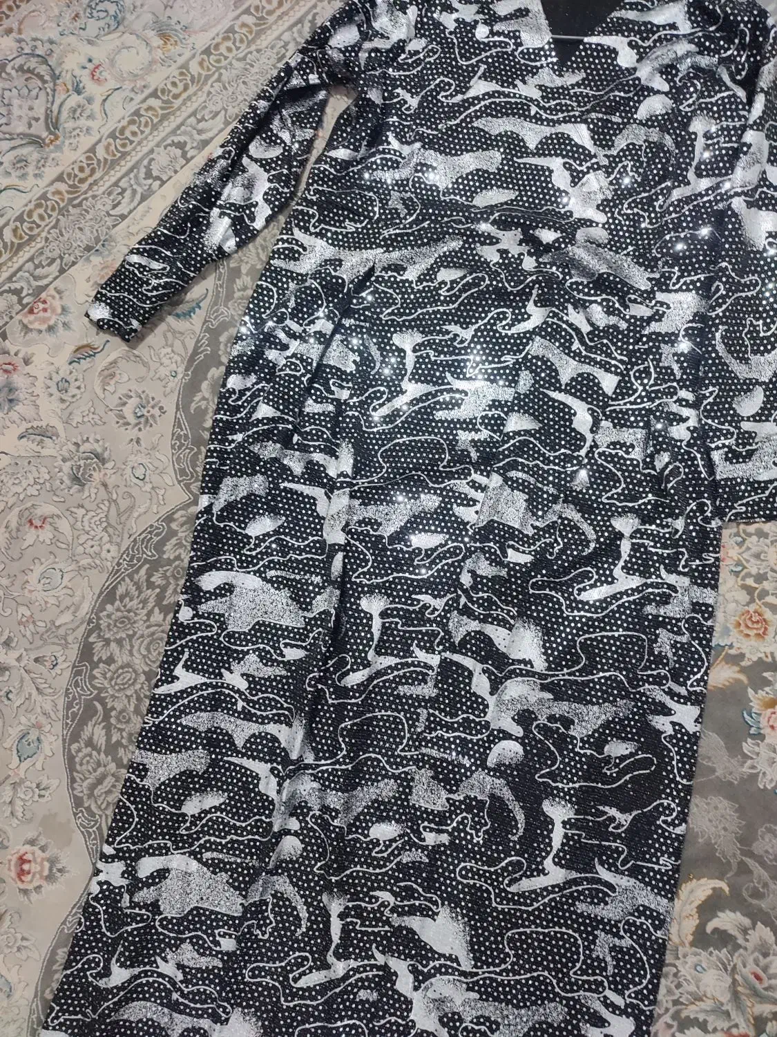 لباس|لباس|مشهد, انصار|دیوار