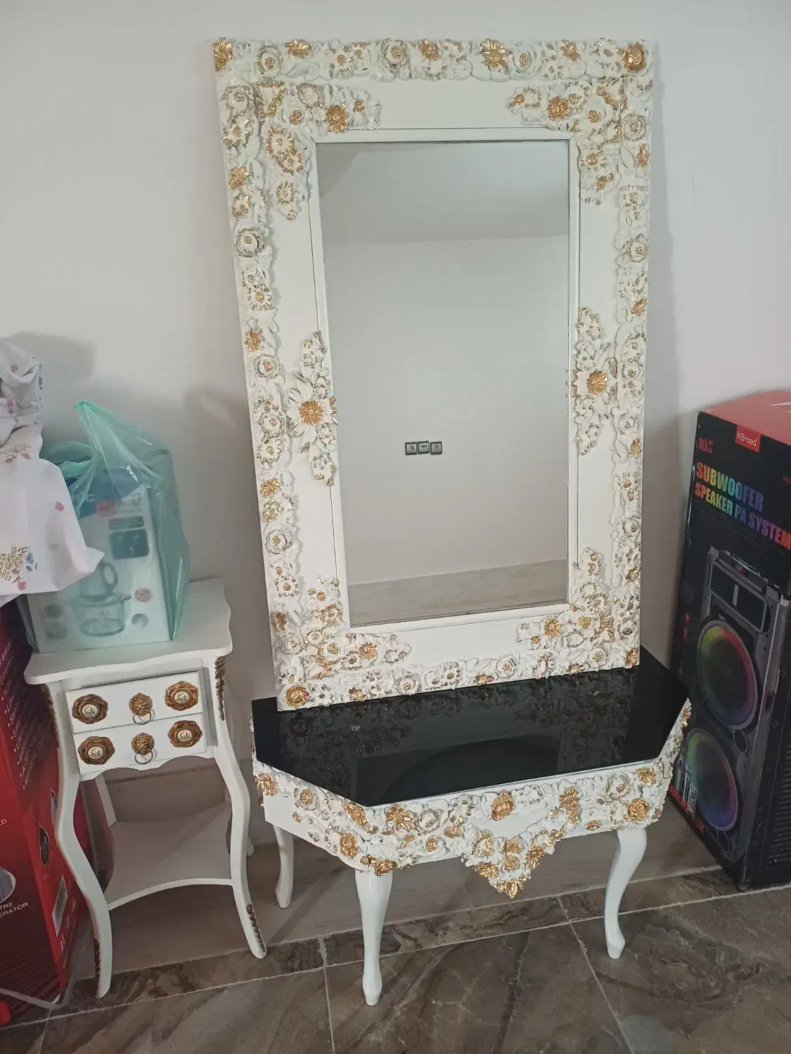 آیینه کنسول|بوفه، ویترین، کنسول|فولادشهر, مسکن مهر فولادشهر|دیوار