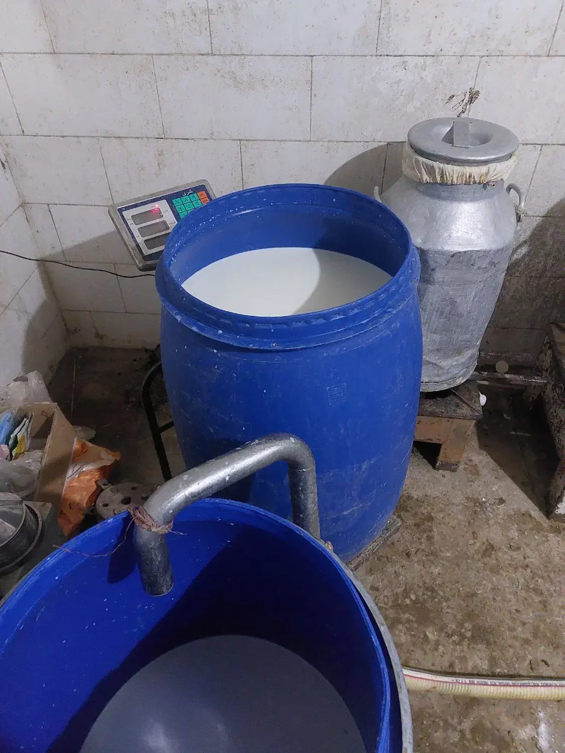 پخش شیر|خوردنی و آشامیدنی|قنوات, |دیوار