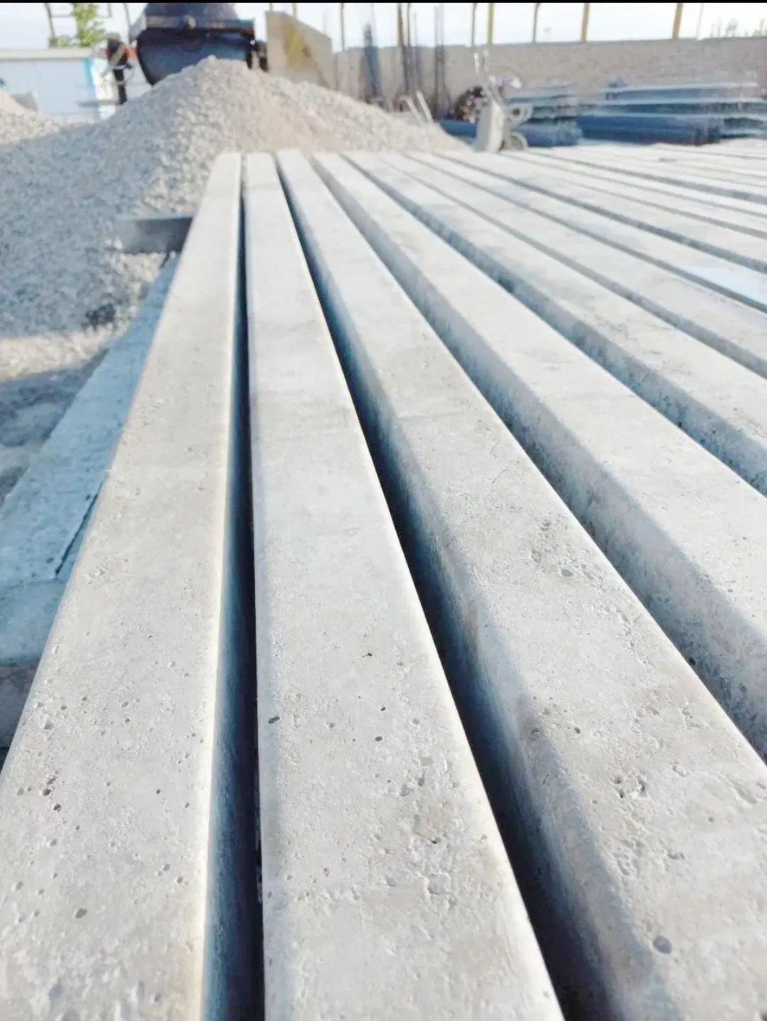 پایه بتنی . فنس . نصب پایه . فنس کشی|مصالح و تجهیزات ساختمان|سراب, |دیوار