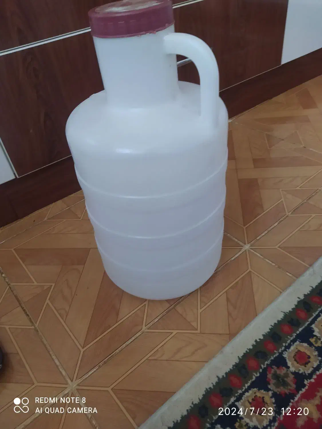 دبه خیارشور|ظروف نگهدارنده، پلاستیکی، یک‌بارمصرف|صومعه‌سرا, |دیوار