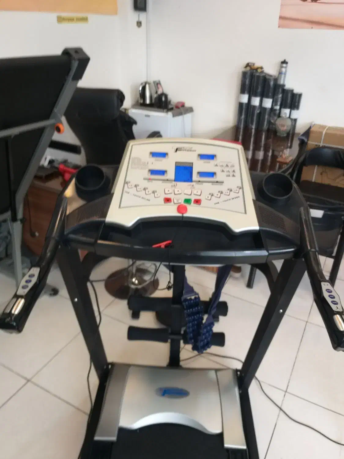 تردمیل چندکاره توروبو ۲۴۰۰(دنیای تردمیل)|تجهیزات ورزشی|تبریز, |دیوار