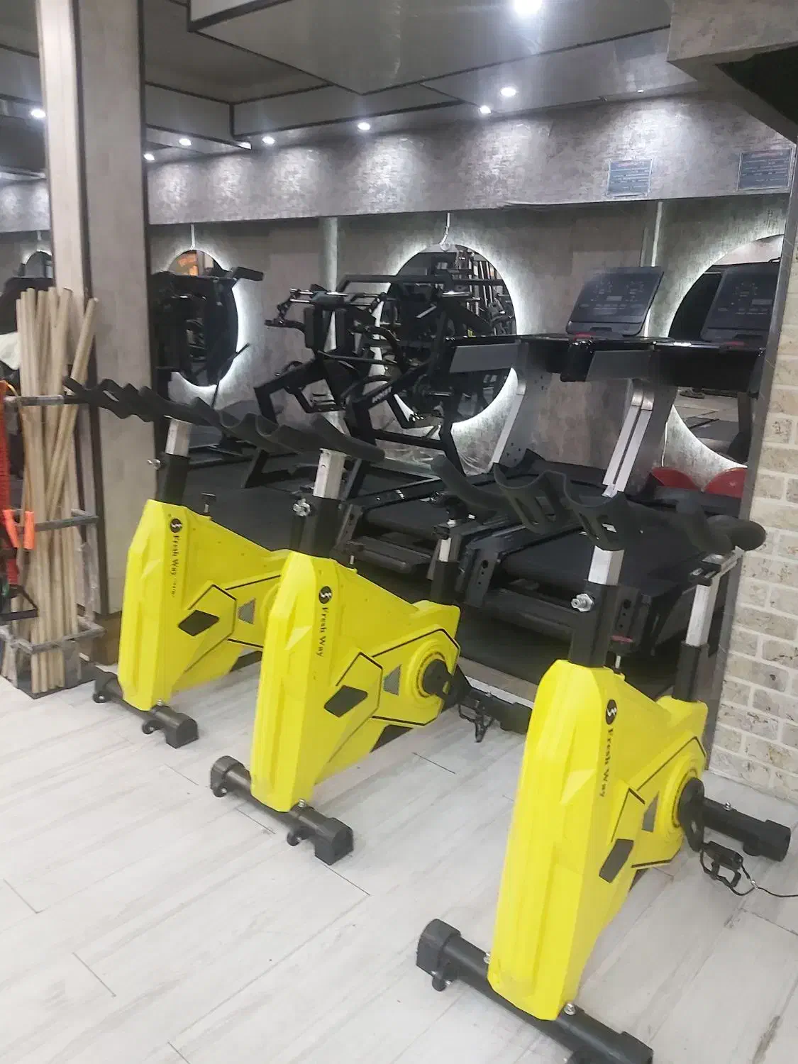 باشگاه ورزشی ارشک ویژه آقایان از ۷ صبح تا ۱۲ شب|خدمات آموزشی|قم, بکایی|دیوار