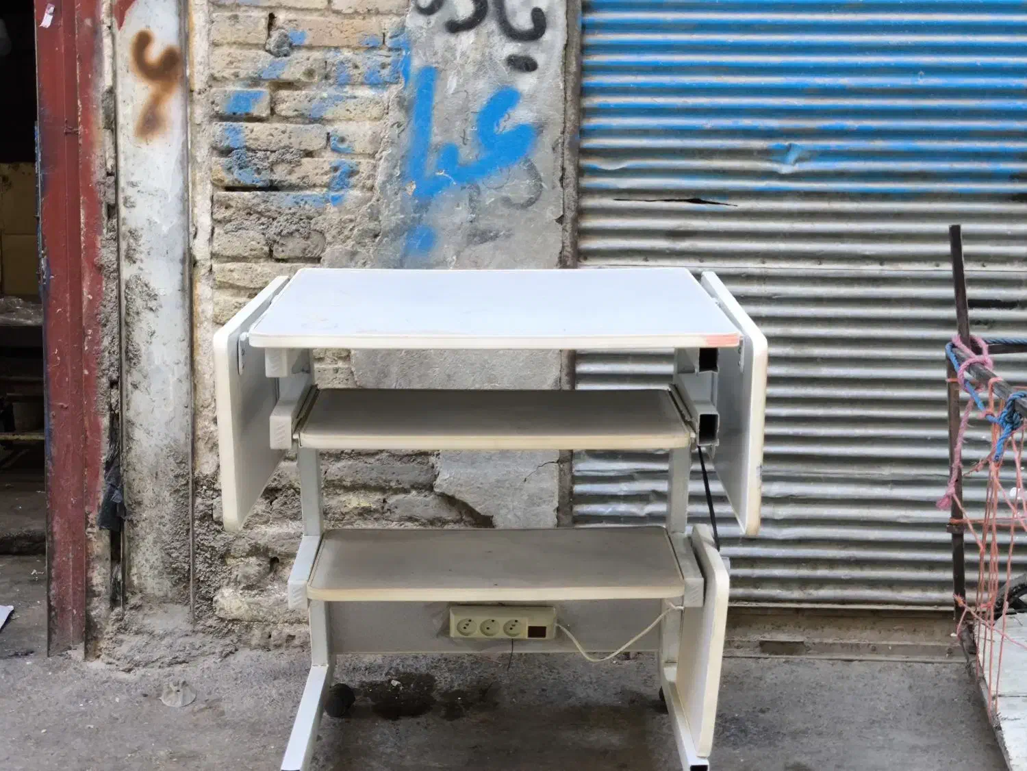 میز تحریر و کامپیوتر|میز تحریر و کامپیوتر|کرمانشاه, |دیوار