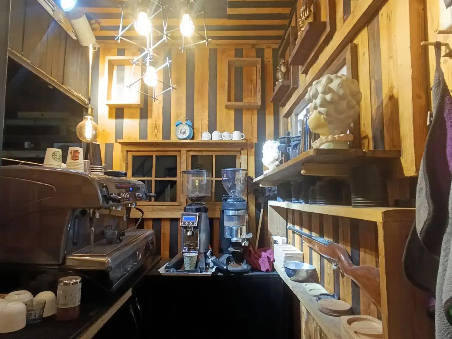 کافهسیار|کافیشاپ و رستوران|قرچک, مهدیه|دیوار