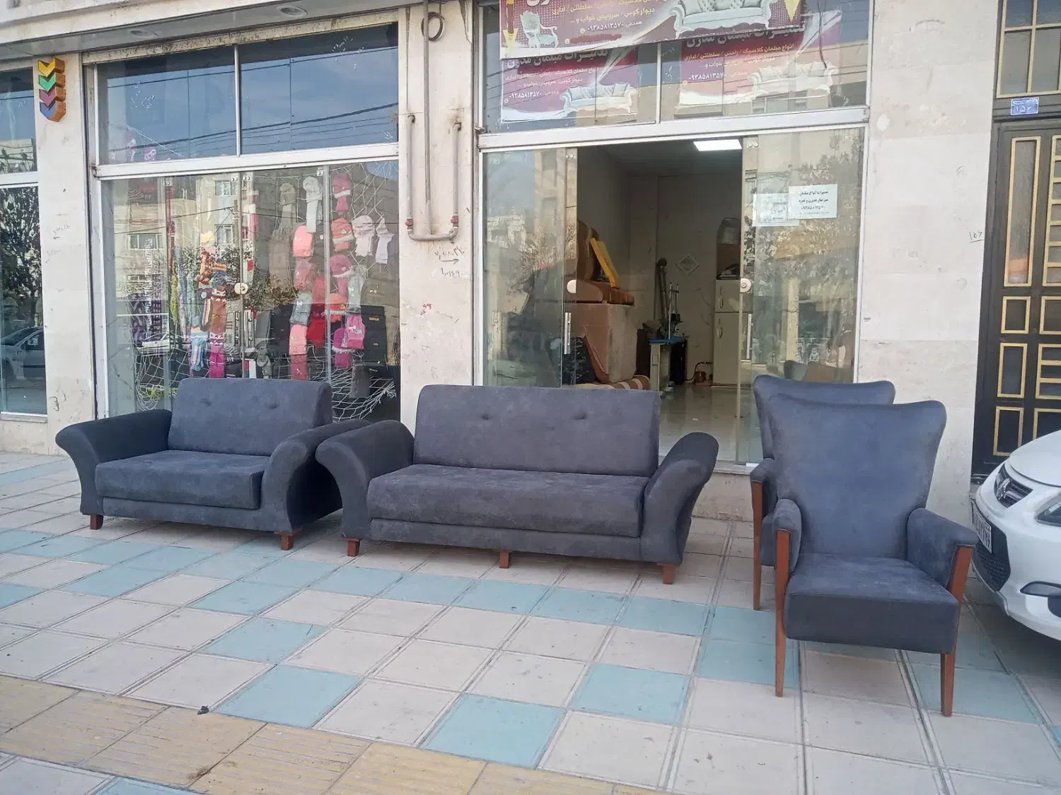 تعمیرات مبلمان ورنگ کاری|خدمات پیشه و مهارت|بجنورد, |دیوار