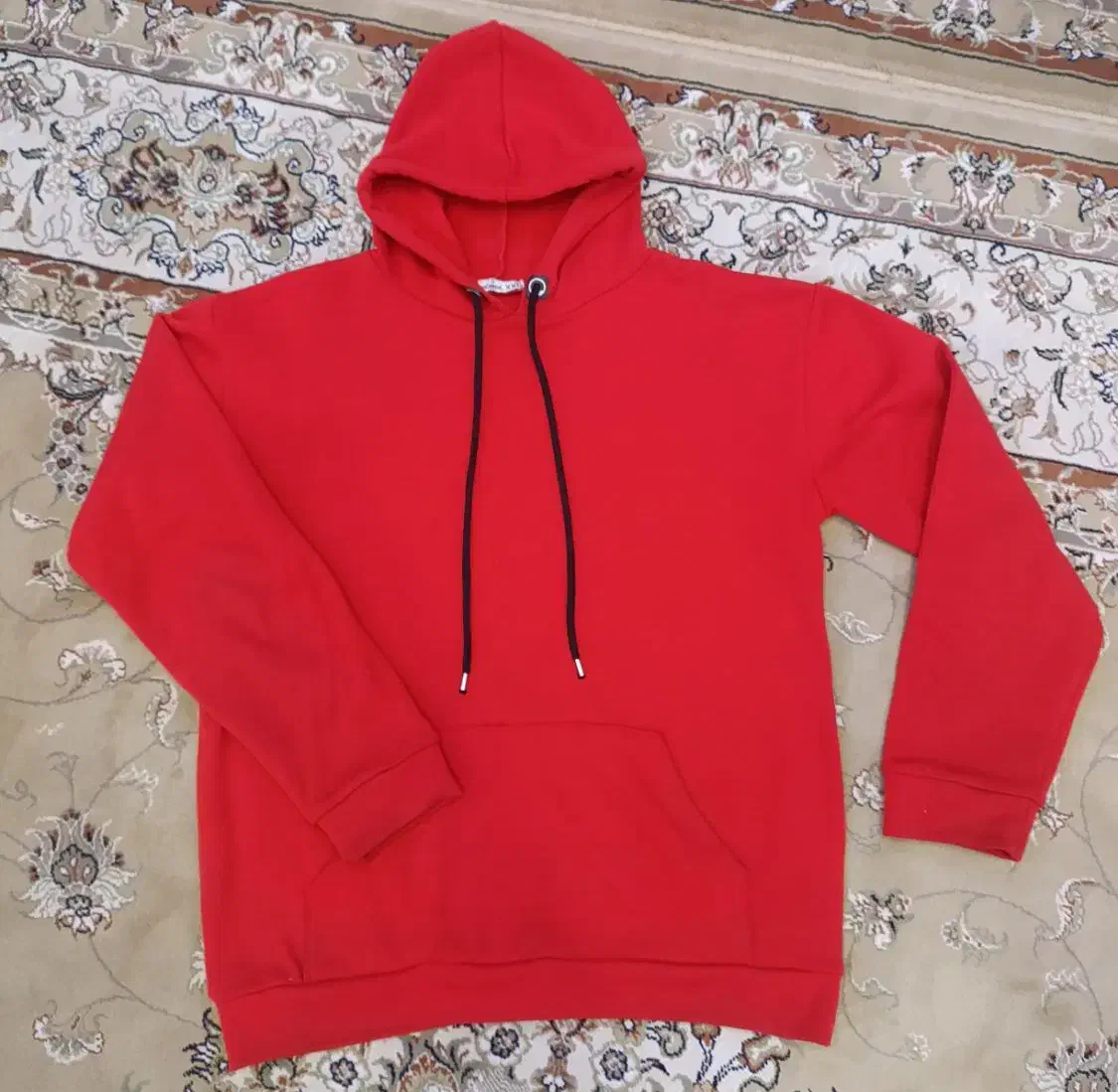 هودی|لباس|تهران, دهم فروردین|دیوار