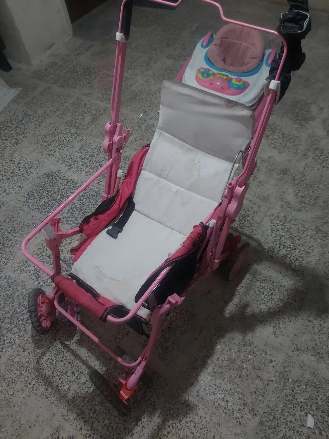 کالسکه سبک|کالسکه و لوازم جانبی|یاسوج, |دیوار