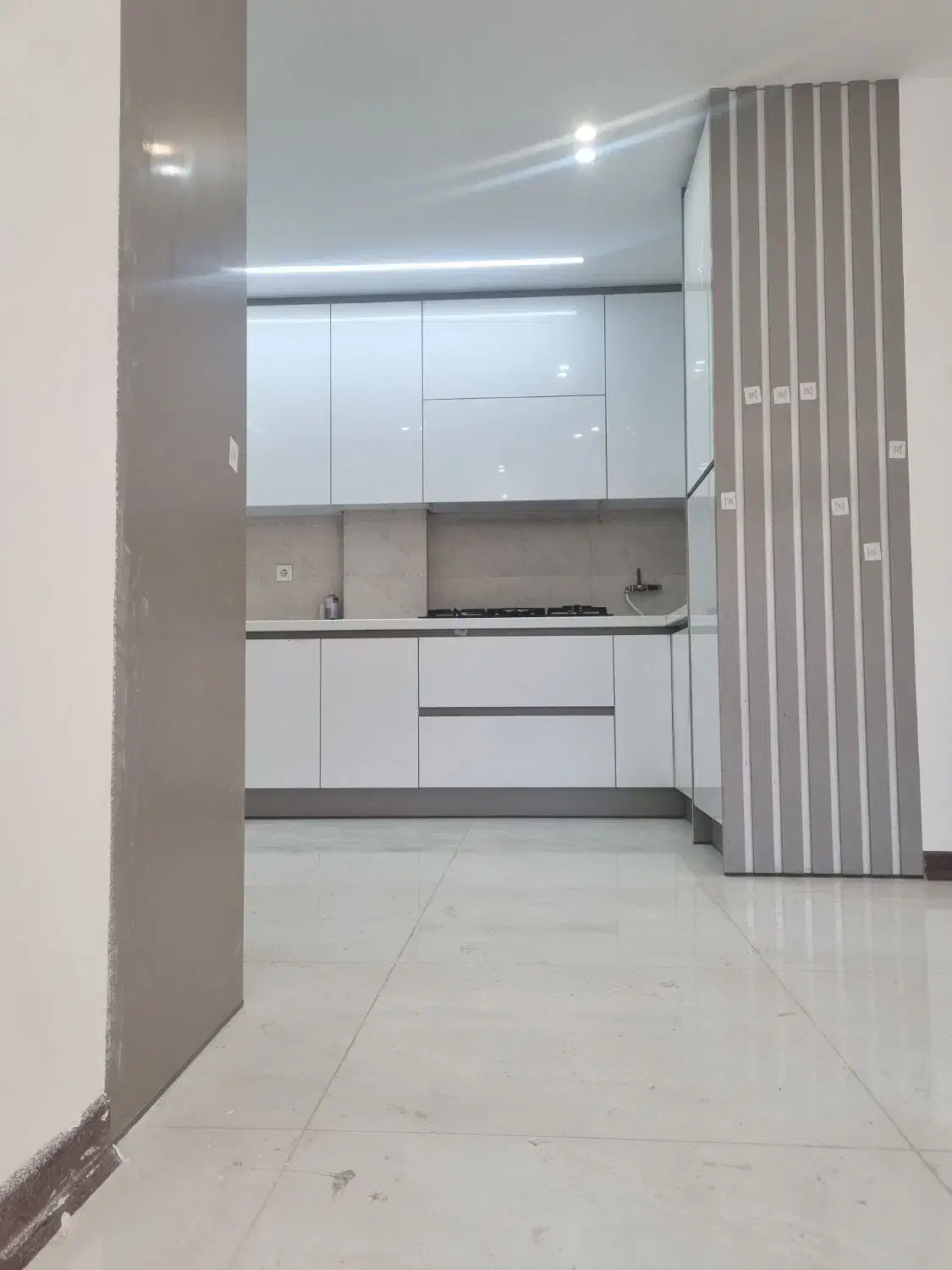 رهن و اجاره ۱۱۰متر اپارتمان گل نرگس کلید نخورده|اجارهٔ آپارتمان|اصفهان, شهرک گل نرگس|دیوار