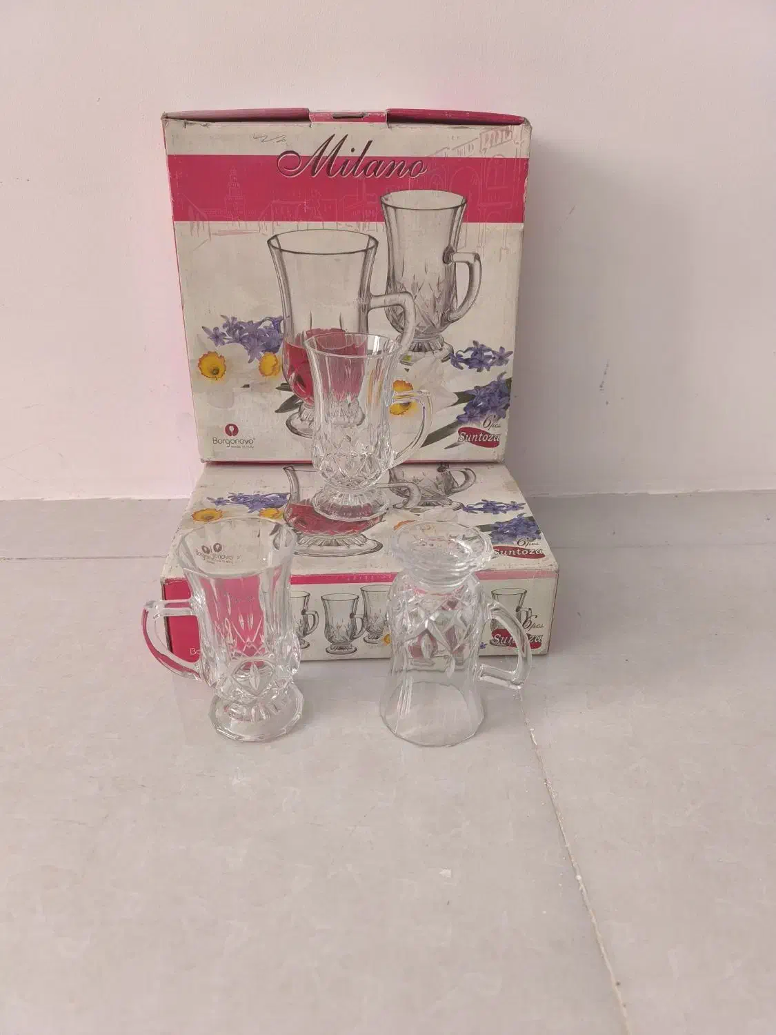 کلی ظروف اکبندوشیک وخیلی مناسب|ظروف سرو و پذیرایی|ارومیه, |دیوار