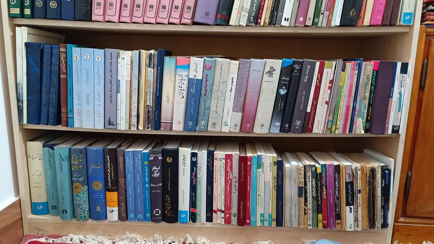 فروش کتابخانه شخصی|کتاب و مجله تاریخی|شیراز, شهرک گلدشت حافظ‎|دیوار