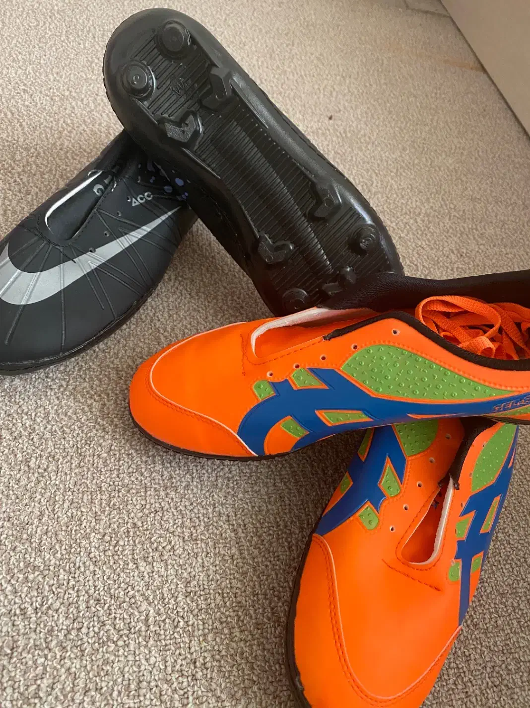 کفش فوتبالی|تجهیزات ورزشی|اهواز, کوی سعدی|دیوار