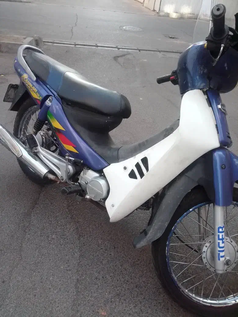 ویو مزایده ای مودناس کریس ۱۱۰ روشن|موتورسیکلت|تهران, تهرانسر مرکزی|دیوار