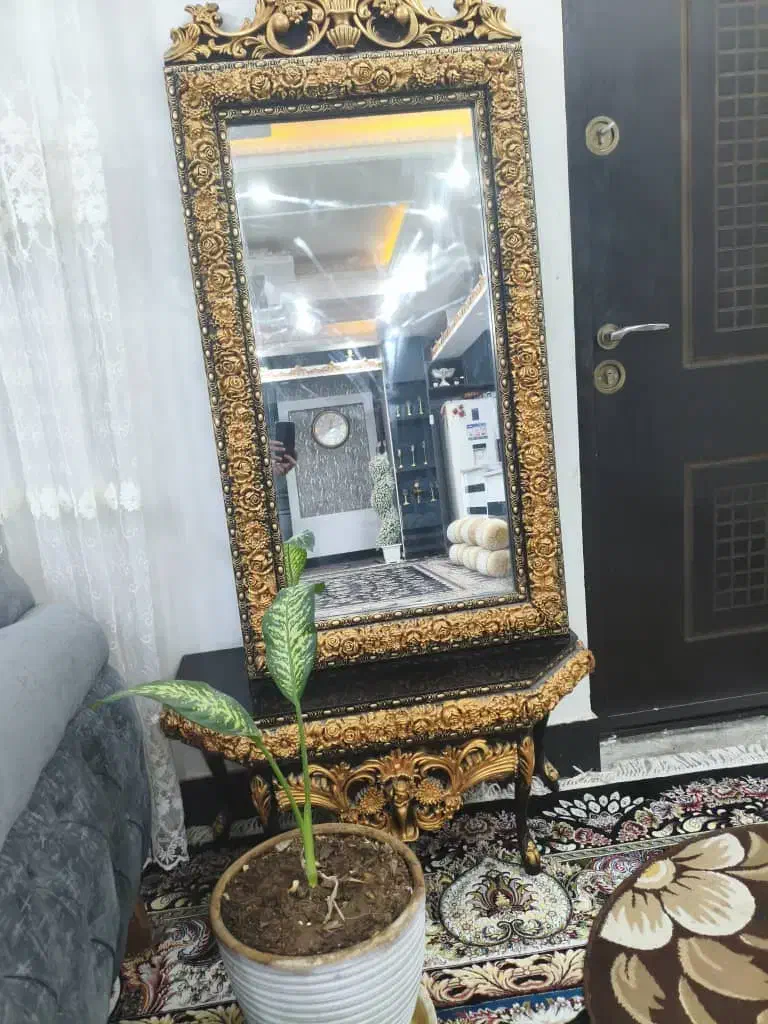 آینه و کنسول و یوفه نو|بوفه، ویترین، کنسول|یاسوج, |دیوار