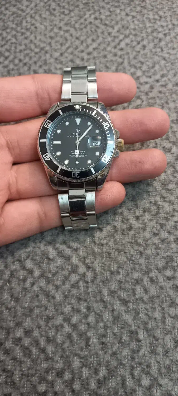 ساعت رولکس|ساعت|پردیس, فاز ۴|دیوار