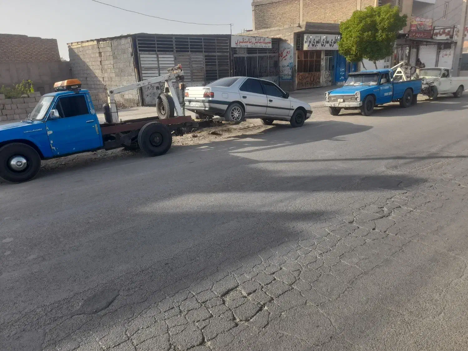 یدک کش چرخگیر و تسمه ای|خدمات حمل و نقل|جیرفت, |دیوار