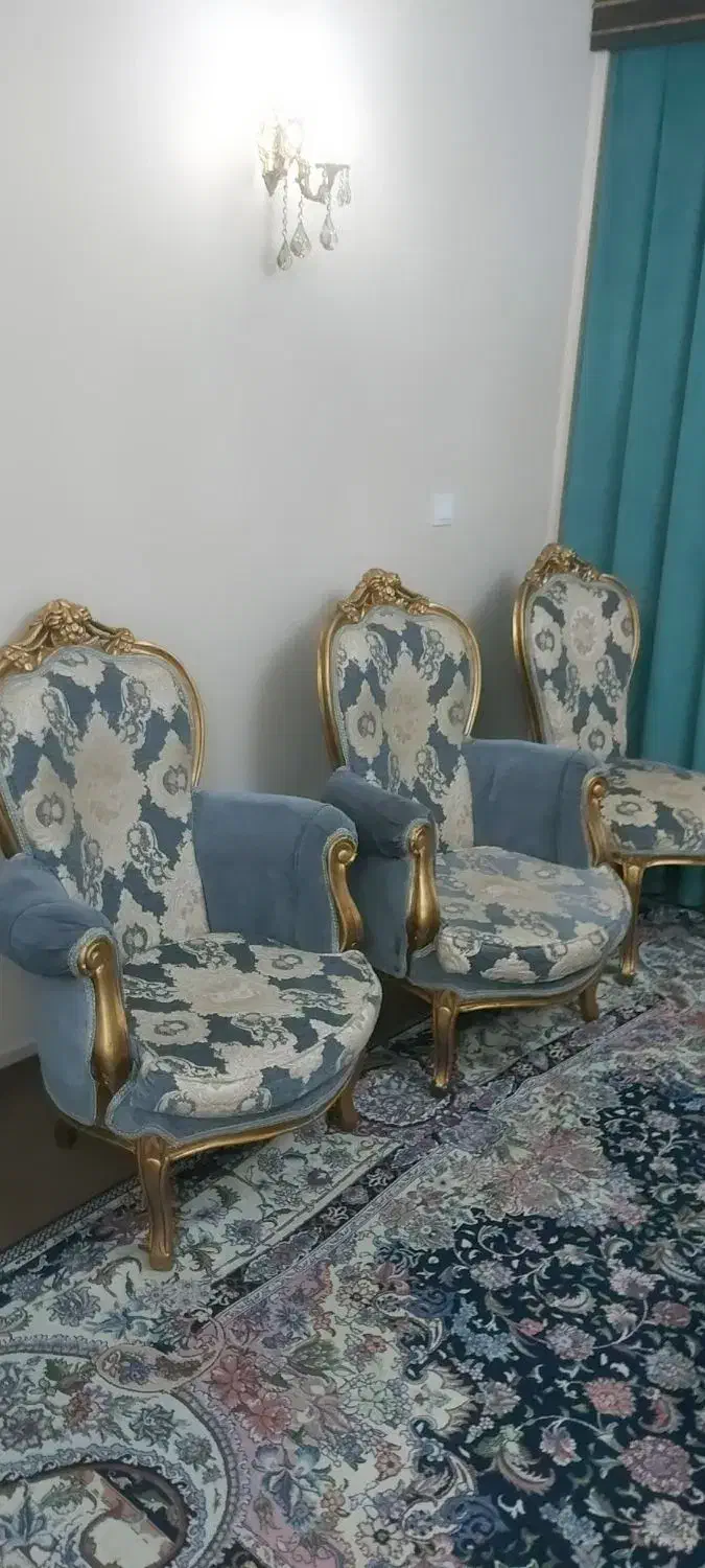 مبل سلطنتی کلاسیک|مبلمان خانگی و میز عسلی|ری, هاشم‌آباد|دیوار