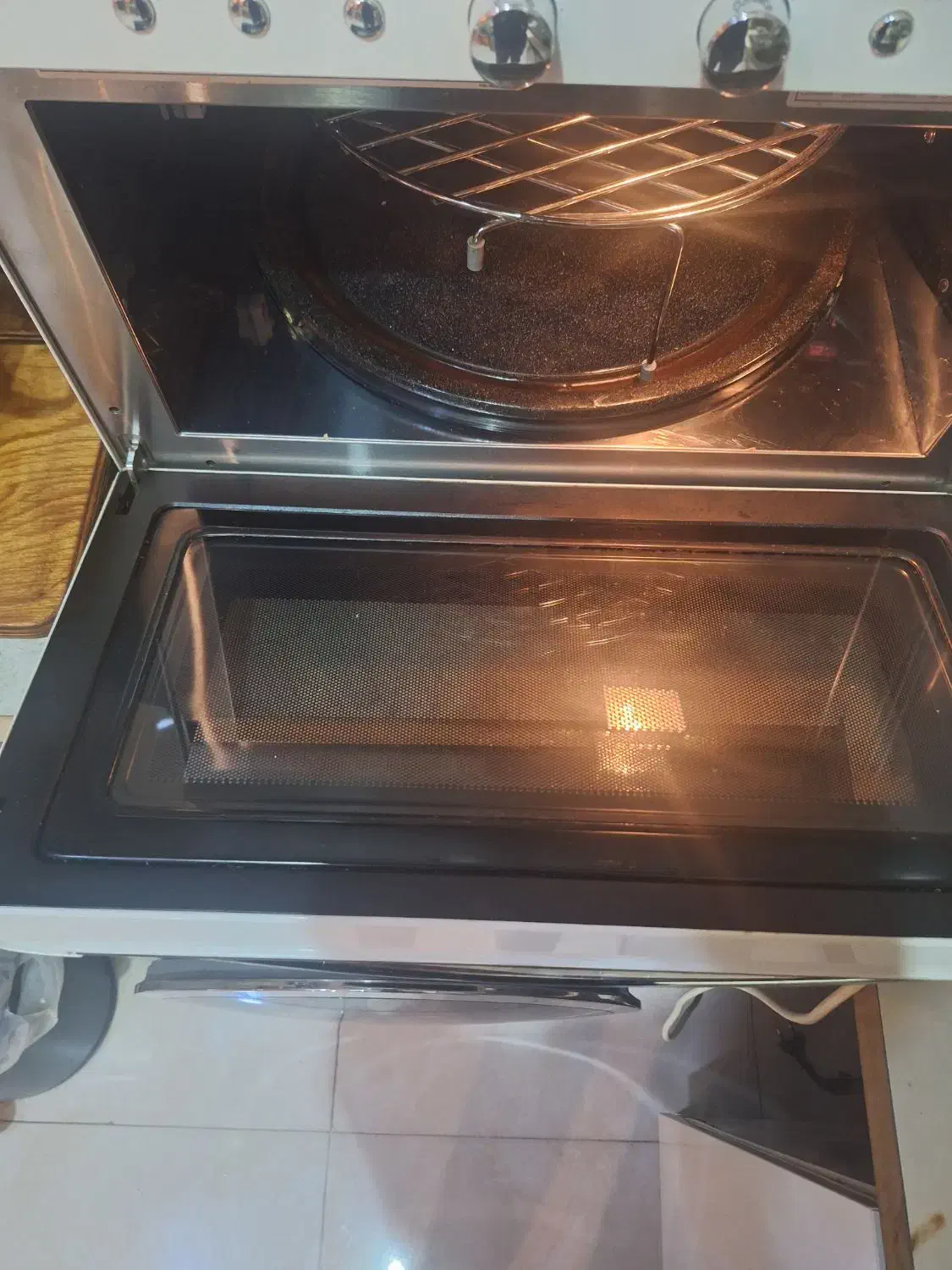 سولاردام ال جی در حال کار سفید تمیز مدل3853|اجاق گاز و لوازم برقی پختوپز|کیش, |دیوار