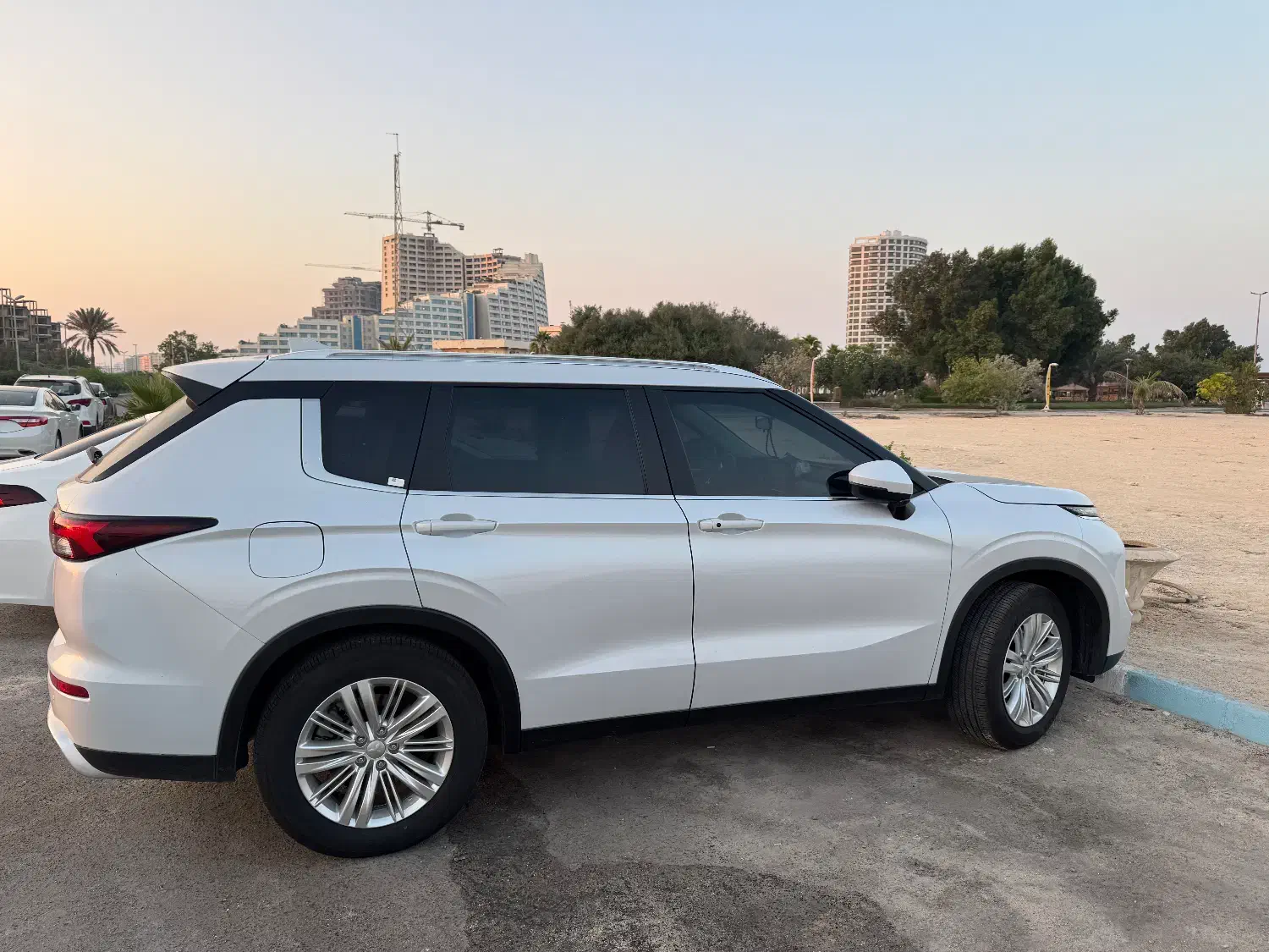 فروش فوری اوتلندر۲۰۲۵|خودرو سواری و وانت|کیش, |دیوار