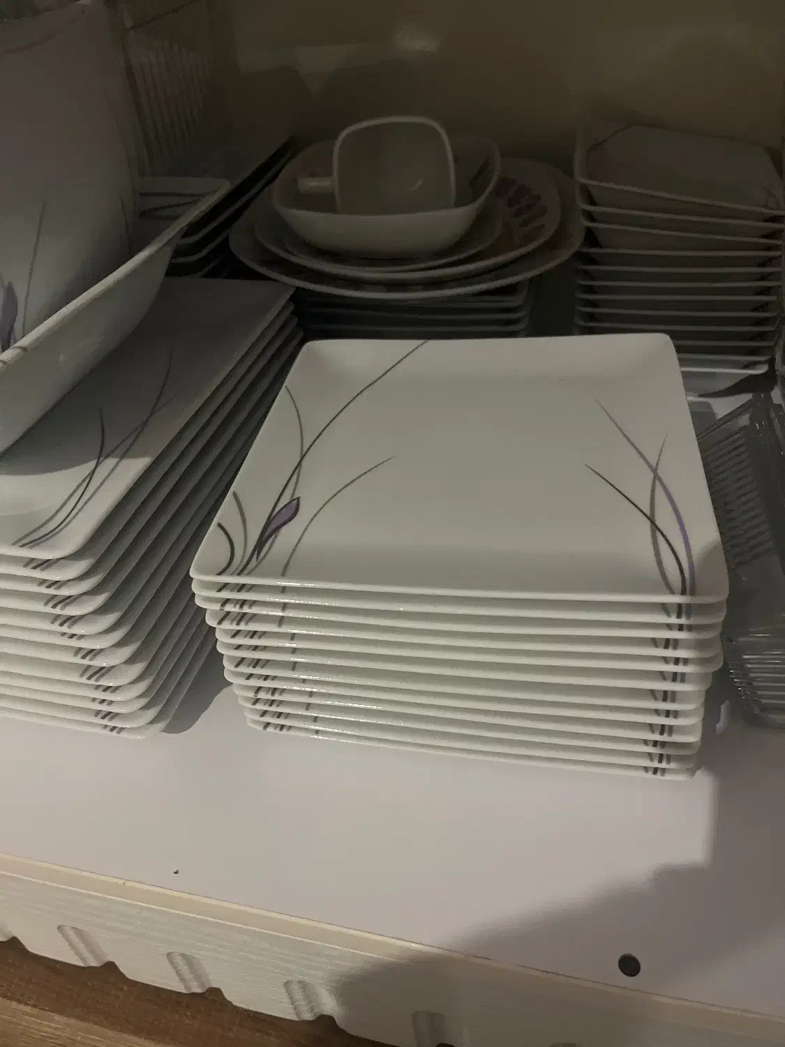 سرویس چینی|ظروف سرو و پذیرایی|اراک, |دیوار