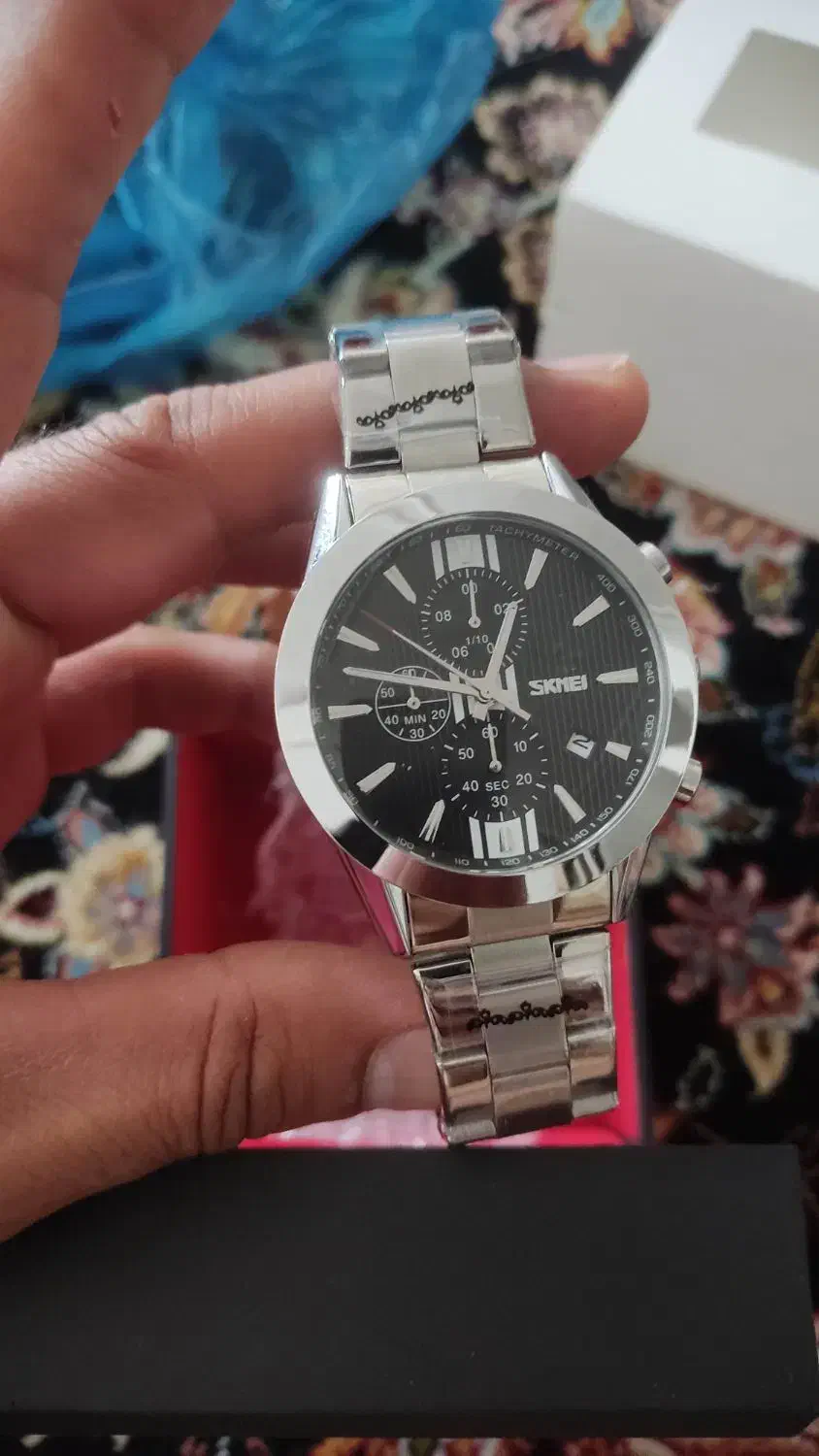 ساعت نو|ساعت|خرمآباد, |دیوار