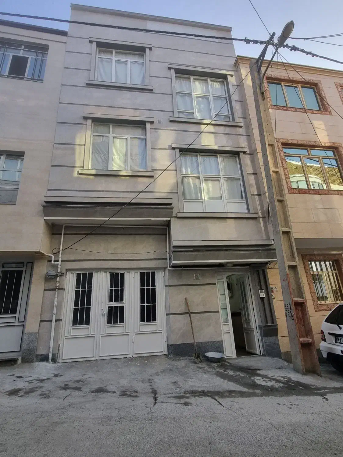 کاشیکاری نماکاری|خدمات پیشه و مهارت|همدان, |دیوار