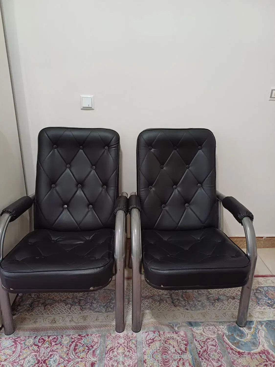 صندلی اداری یا انتظار 2 عدد چرم|مبلمان اداری|کرج, شهرک صدف|دیوار