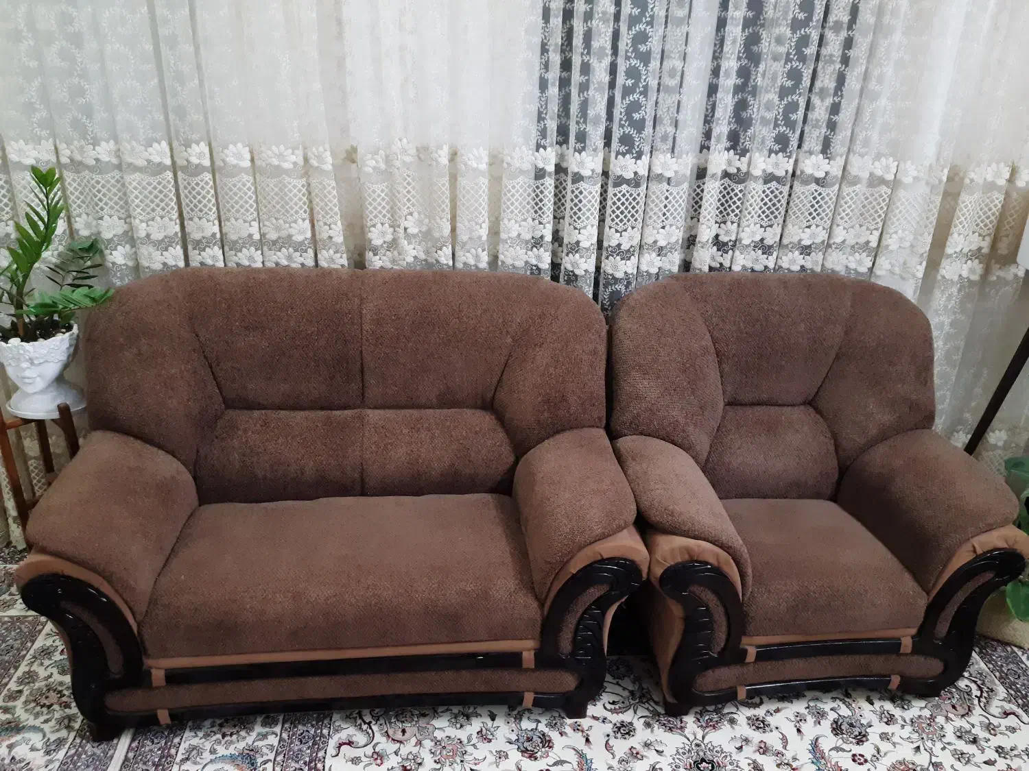 مبل ومیز عسلی در حد نو|مبلمان خانگی و میز عسلی|اردکان, |دیوار