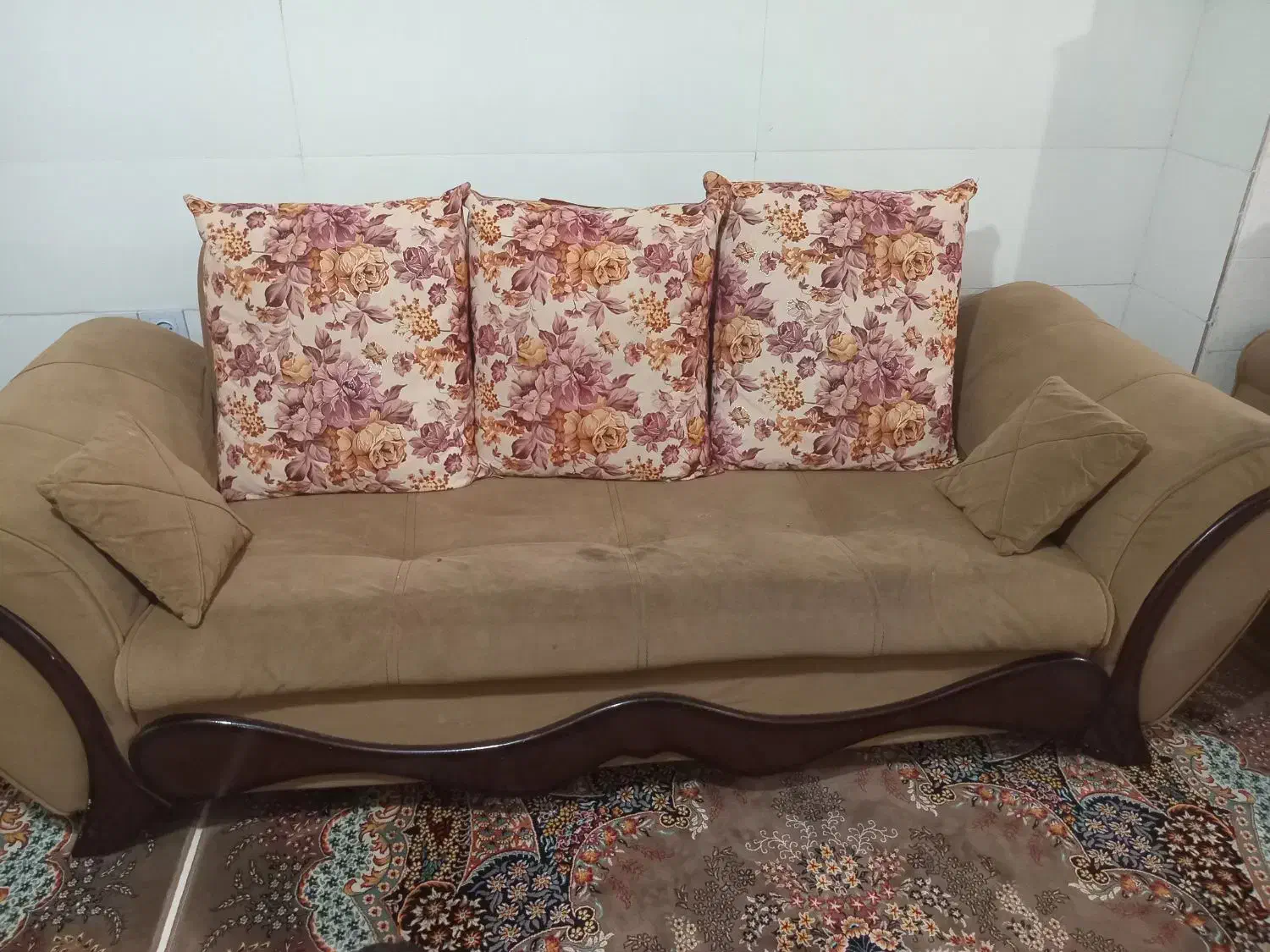 مبلمان|مبلمان خانگی و میز عسلی|ساوه, |دیوار