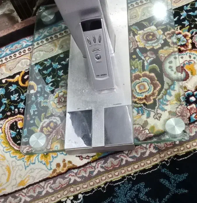 پنکه ایستاده|پنکه و تصفیهکنندهٔ هوا|گرگان, |دیوار