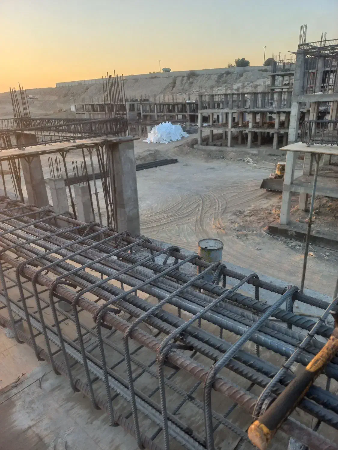 جذب نیروی قالب الموتور بند|استخدام معماری، عمران و ساختمانی|بندرعباس, |دیوار