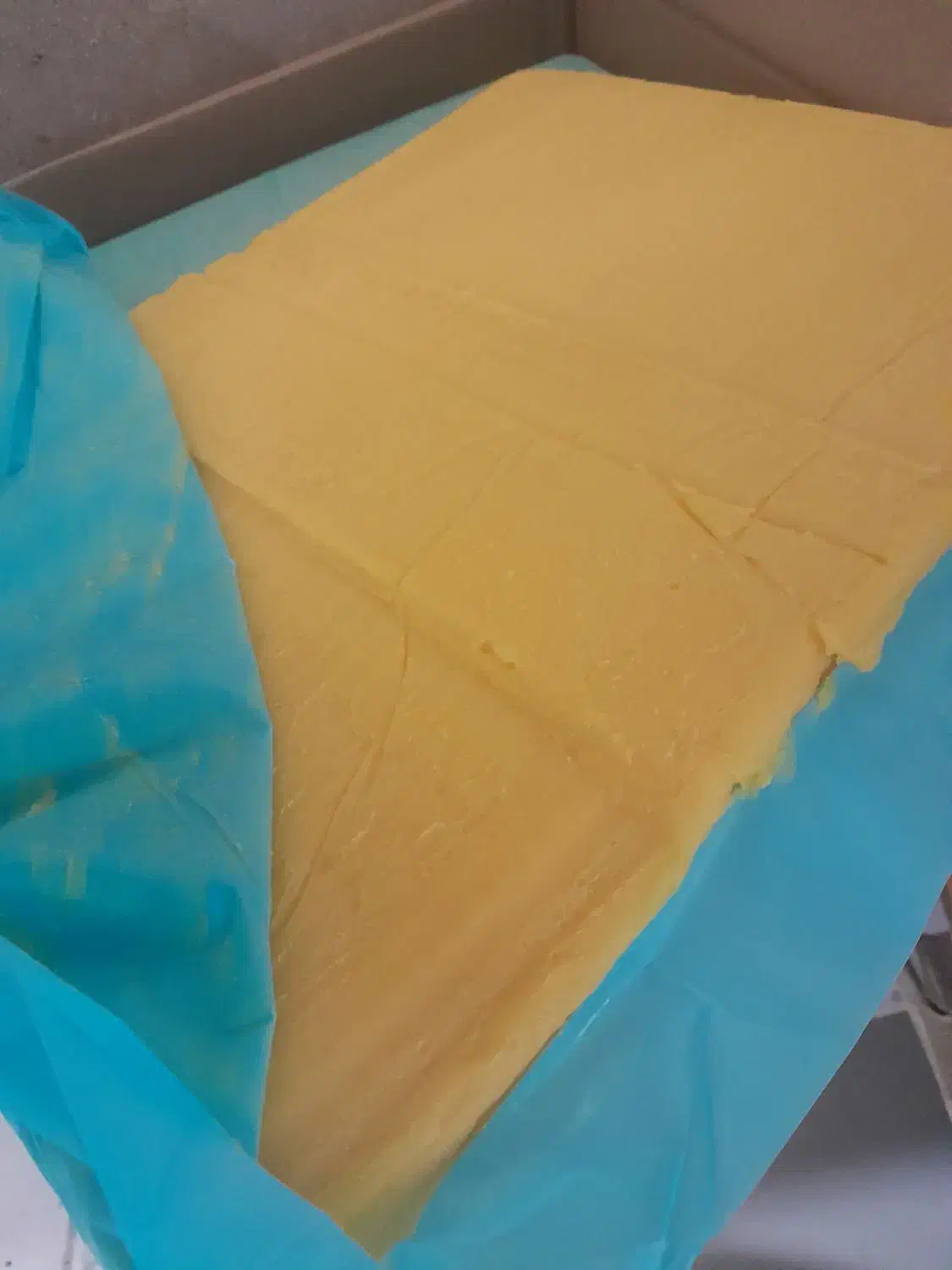 روغن کرهای|عمدهفروشی|رشت, پیرکلاچای|دیوار