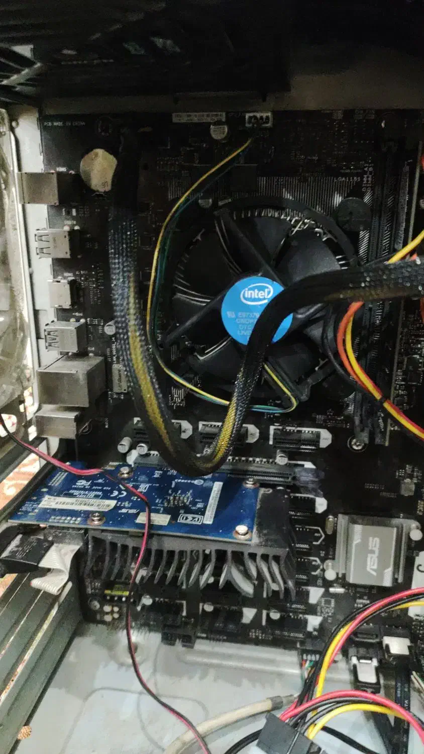 کیس|رایانه رومیزی|رباطکریم, رباطکریم|دیوار