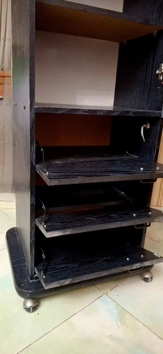 جاکفشی کمد دار|جاکفشی، کمد، دراور|تهران, سلسبیل شمالی|دیوار