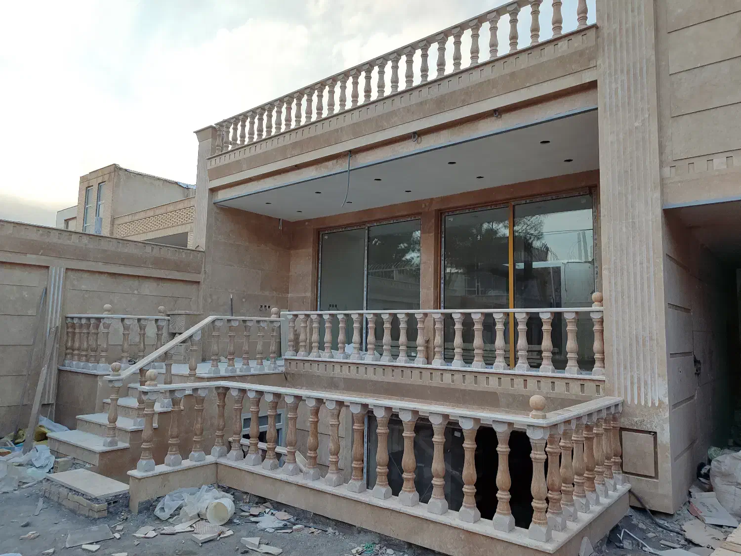 نصب انواع نرده سنگی به صورت تخصصی|خدمات پیشه و مهارت|خمینی‌شهر, |دیوار