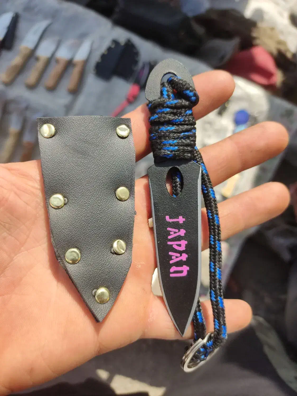 چاقو کلکسیونی|کلکسیون اشیاء عتیقه|مشهد, سیس‌آباد|دیوار