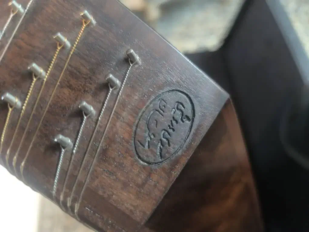 سنتور  با مهر استاد مهدی درویشی همراه با کیف|سازهای سنتی|اصفهان, جلفا|دیوار