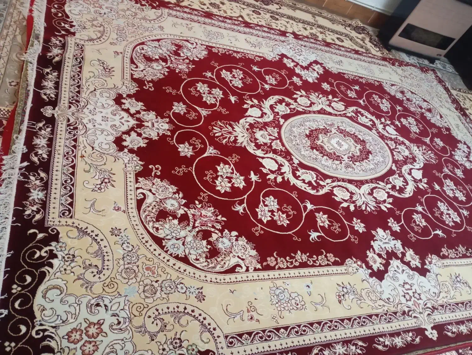 فرش|فرش|میانه, |دیوار