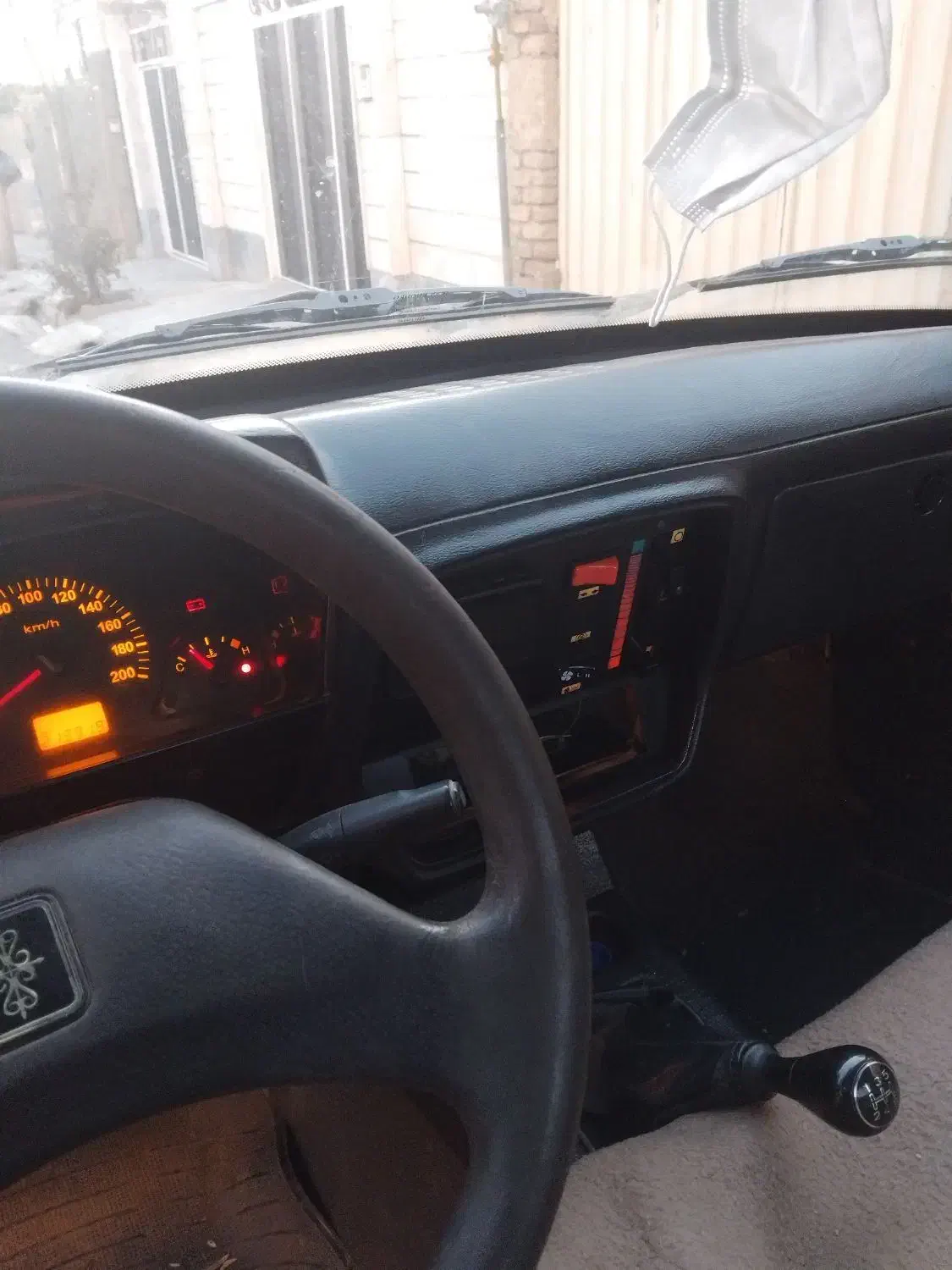 وانت پیکان ۹۳|خودرو سواری و وانت|ملایر, |دیوار