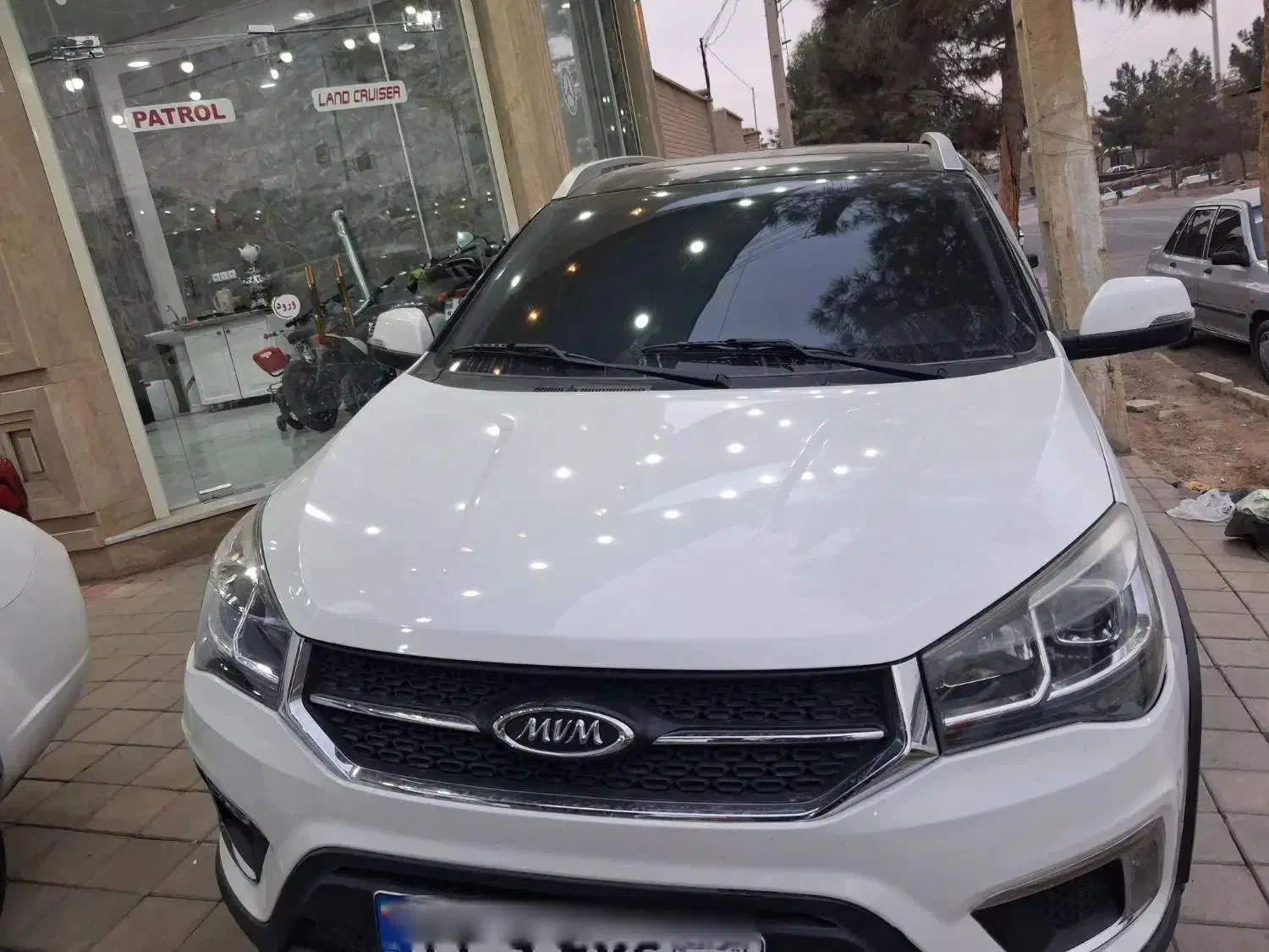 ام وی ام اتومات دراتوگالری بهرام|خودرو سواری و وانت|آران و بیدگل, |دیوار