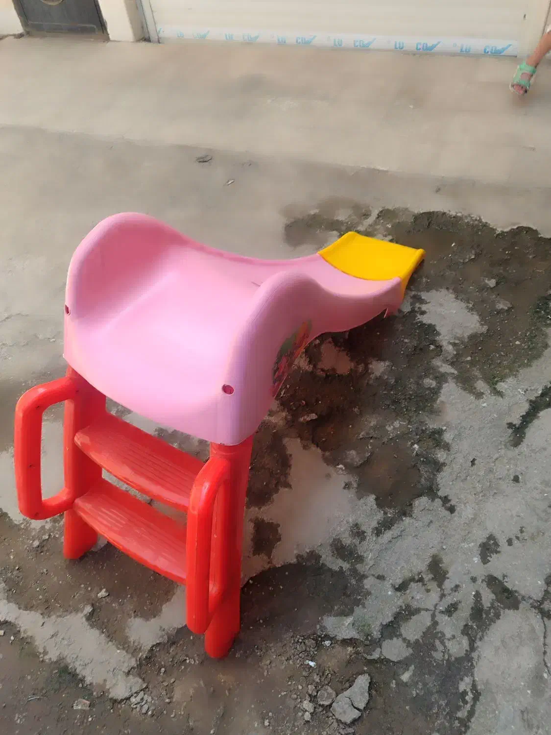 سرسره بچه|اسباب‌بازی بچه|رشت, یخسازی|دیوار