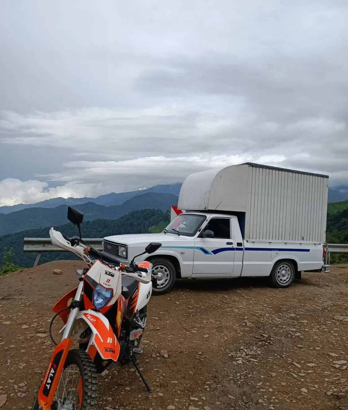 وانت کارا 2000 معاوضه با اپارتمان|خودرو سواری و وانت|شیراز, تندگویان|دیوار