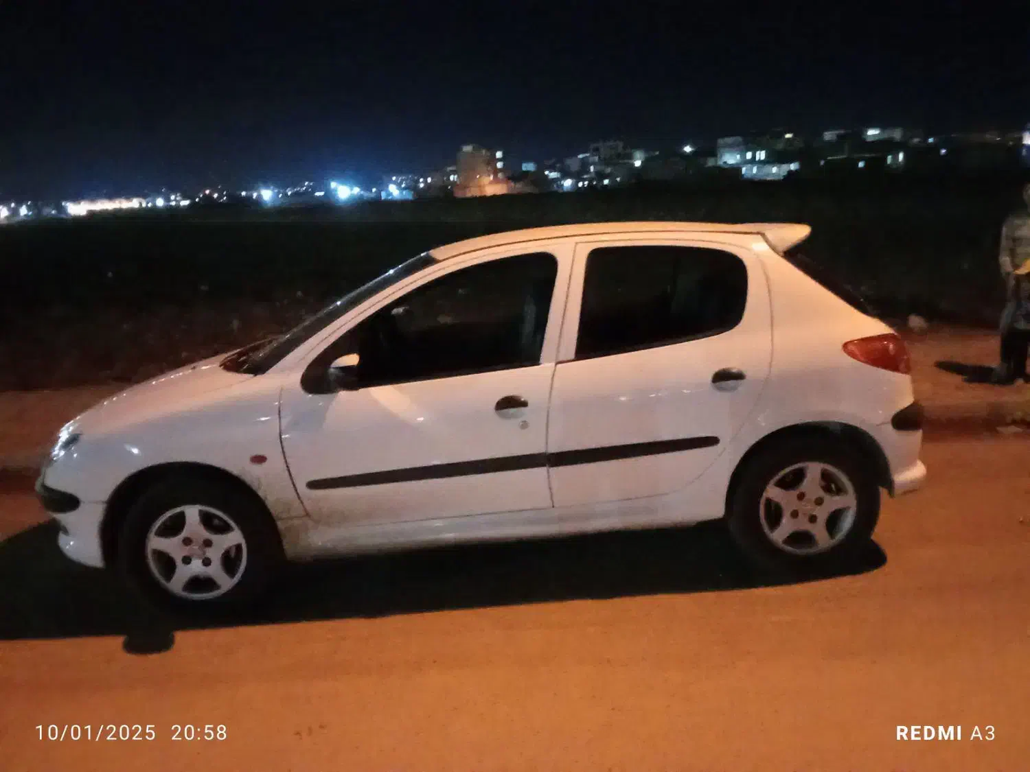 ماشین سوار|فعالیت داوطلبانه تحقیقاتی|کرمانشاه, |دیوار