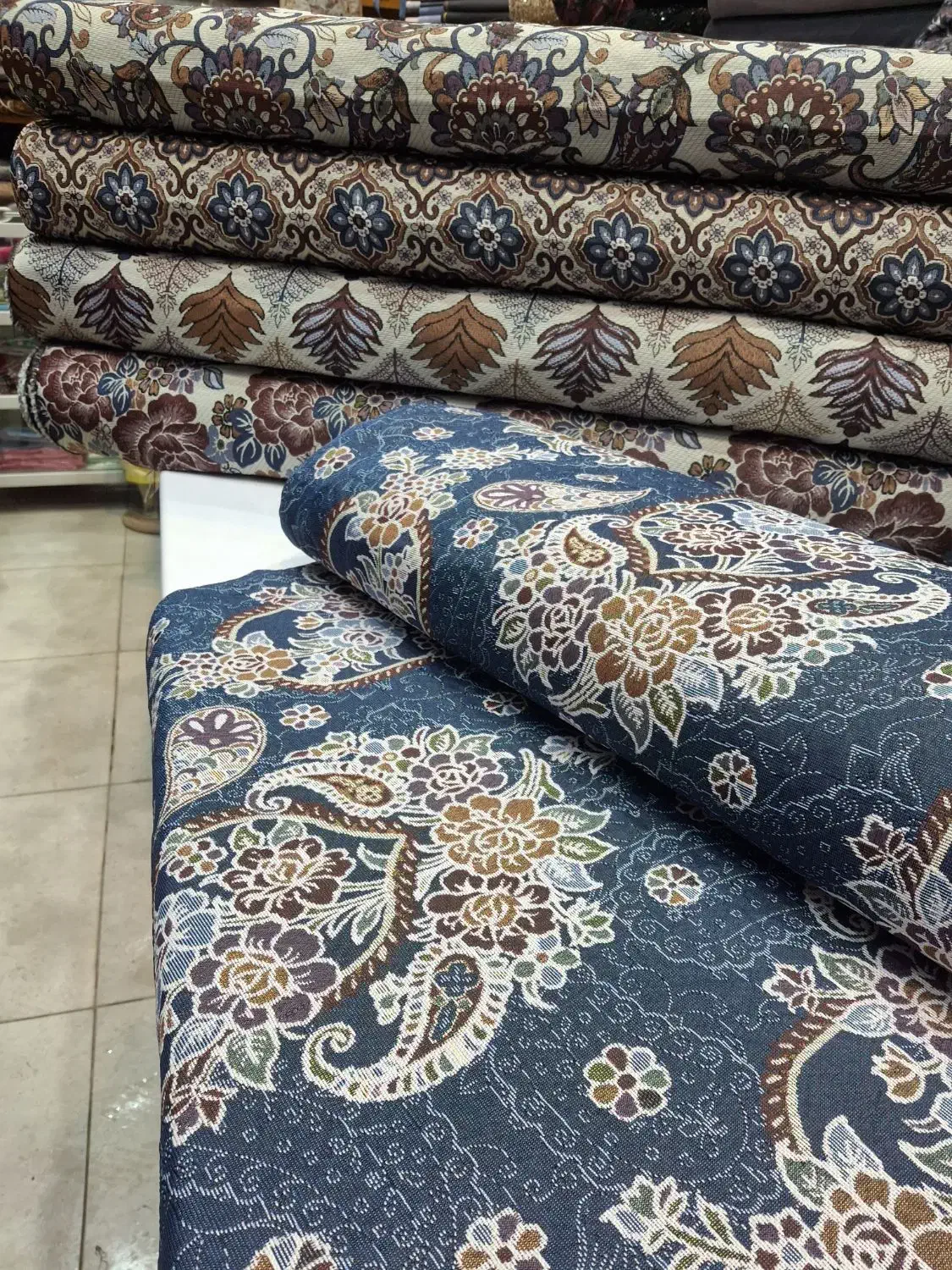 پارچه روفرشی متری جاجیم جنس یزدی|روفرشی|مشهد, شهید مطهری|دیوار