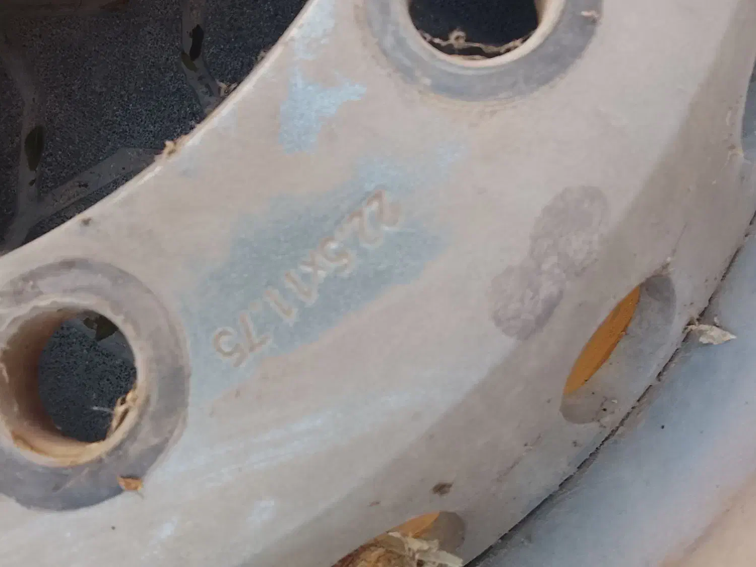 رینگ کفی تریلی|قطعات یدکی و لوازم جانبی|تربتحیدریه, آسایش|دیوار