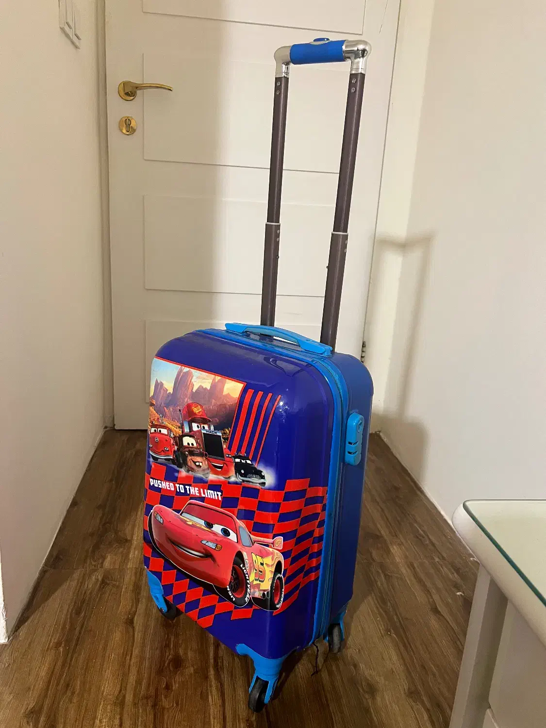 چمدان نوجوان طرح مک کویین|کیف، کفش، کمربند|مشهد, اقبال|دیوار