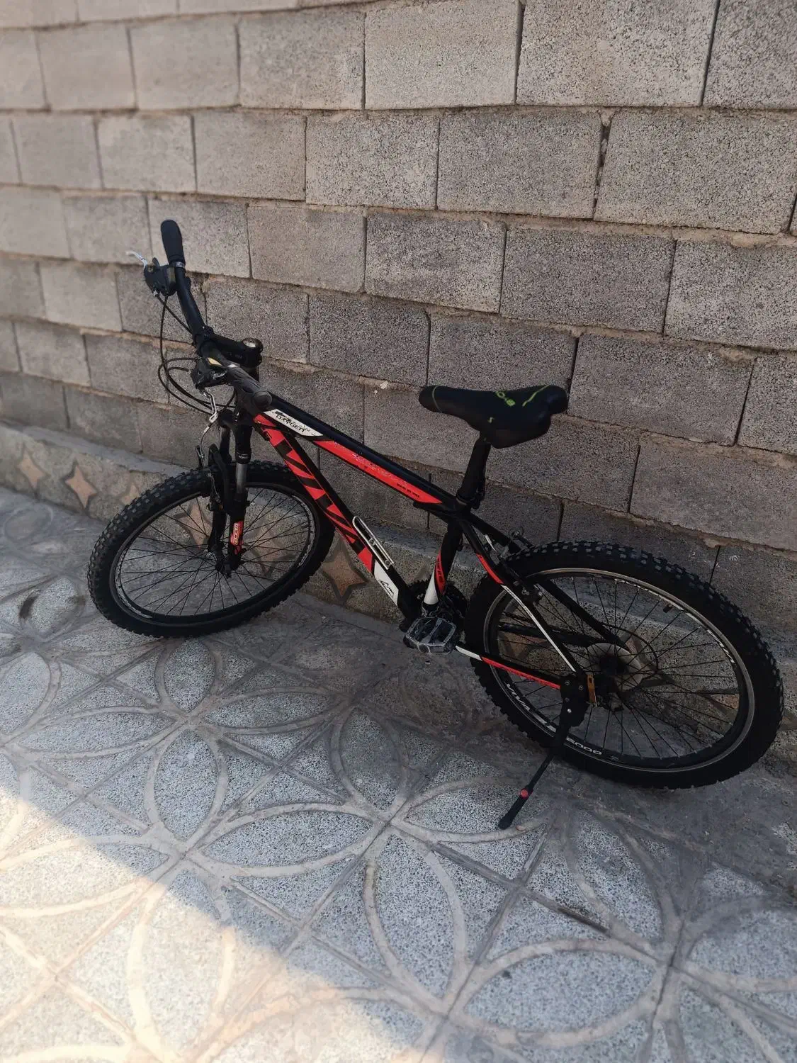 دوچرخه 26ویوا|دوچرخه، اسکیت، اسکوتر|مرودشت, کناره|دیوار