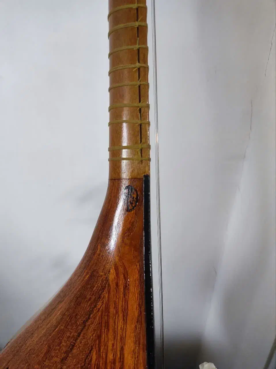 سه تار مفاخری|سازهای سنتی|رشت, توشیبا|دیوار