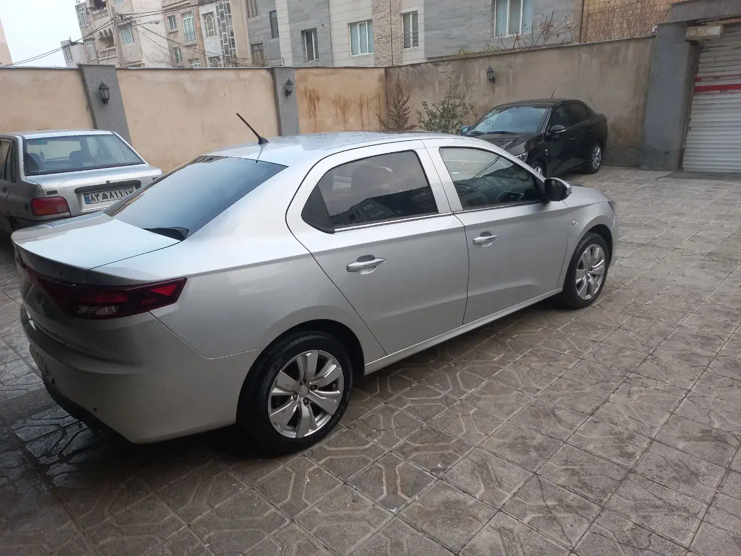 تارا اتوماتیک بدون نقطه مشابه صفر گارانتی فعال|خودرو سواری و وانت|مشهد, الهیه|دیوار